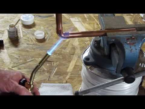 How to solder copper pipe. Tips and tricks! The old plumber shows complete technique.