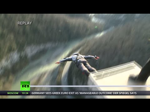 'Worse than preparing for torture': RT reporter jumps from world's second highest bungee