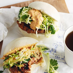 Steamed pork burgers with kimchi mayonnaise