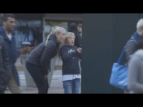 The Haunted Poster – Gröna Lund Scare prank