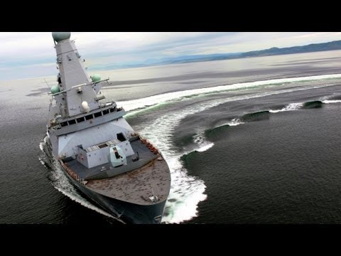 ★ TYPE 45 DESTROYER vs F100-HOBART DESTROYER ★ 2013