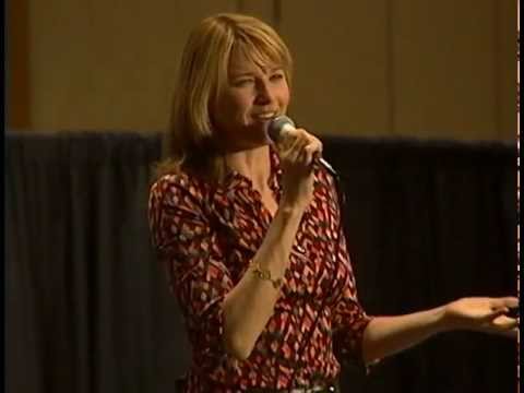 Lucy Lawless - Back to Back - Xena Convention 2006 (1/5)