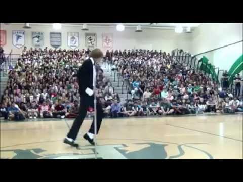 Teen Dances To Michael Jackson's 'Billie Jean' At Talent Show