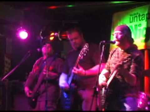 Belly Chain - Galaxy (Blind Melon Cover) Live in a Calgary pub!