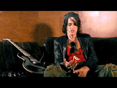 Musician's Friend interview with Joe Perry