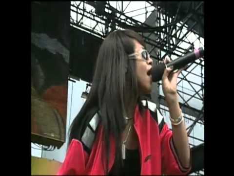 Aaliyah 4 Page Letter Live On Summer Jam '97 Concert