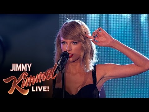 Taylor Swift Performs “Out of the Woods”