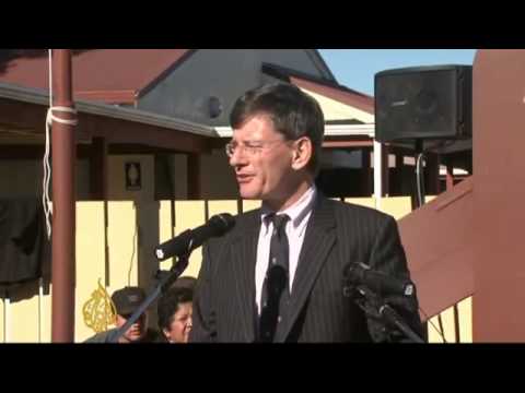 Latest World News - Maori tribe signs agreement with New Zealand government