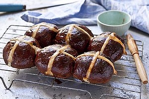 Hot Cross Buns. Karen Martini EASTER recipes for Epicure and Good Food. Photographed by Marina Oliphant. Styling by Andrea Geisler. Photographed March 5th, 2013. The Age Newspaper and The Sydney Morning Herald.