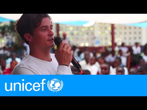 Orlando Bloom salutes heroic efforts of Liberians fighting Ebola | UNICEF