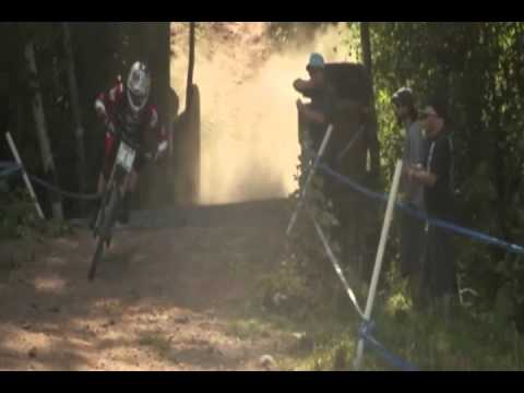 Emmeline Ragot crash on last jump and Aaron Gwin near miss down Peaty's Plunge, at Windham 2012