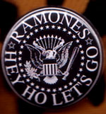 Ramones- Hey Ho Let's Go pin (pinA248)