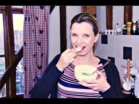 HOW TO: Quick, Easy & Healthy snacks with A Model Recommends!