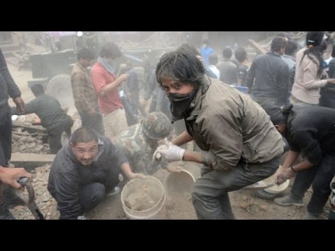 Death toll in Nepal earthquake rapidly climbing