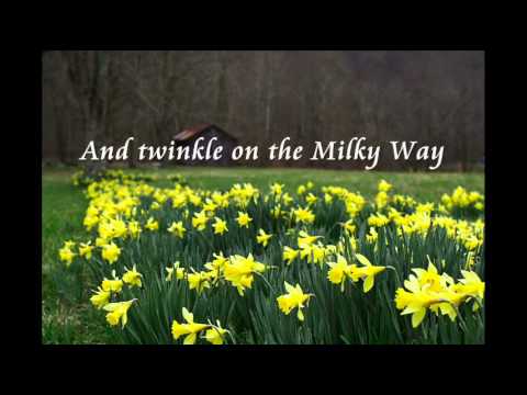 Daffodils (I wandered lonely as a cloud) with music - William Wordsworth