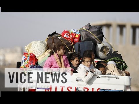 VICE News Daily: Yemeni Refugees Flee to Somalia