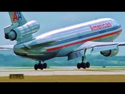 Air Crash Investigation: American Airlines Flight 191 'Falling Apart'