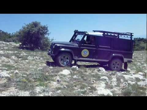 Land Rover Defender anti-stall mode in Crimean mountains