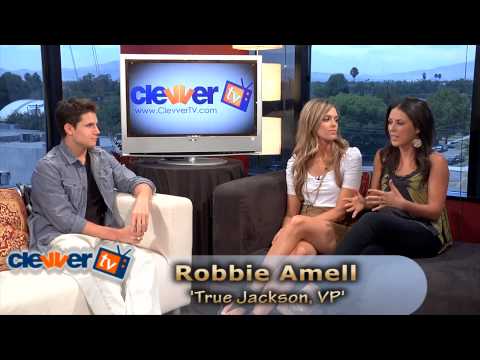 Robbie Amell Interview: True Jackson VP, Fashion & Kissing Keke Palmer