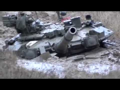 Русский танк Т-90 (1000 л.с.) застрял в грязи - Russian tank T-90 (1000HP) stuck in the mud