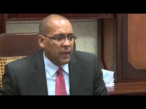 Central Bank report confirms downward slide in Barbados' economy