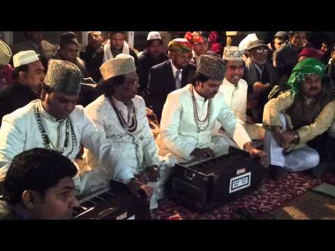 Qawwal Niazi Nizami Brothers LIVE At Dargah Hazrat Nizamuddin Auliya Delhi Chap Tilak