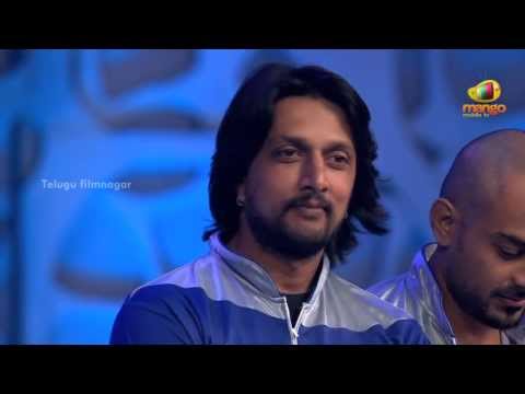 Riteish Deshmukh & Ayushmann Khurrana speak to Karnataka Bulldozers Team - CCL Glam Night 2013