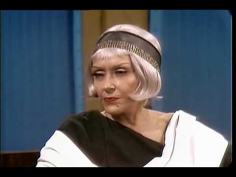 Gloria Swanson bitches about romanceless marriages