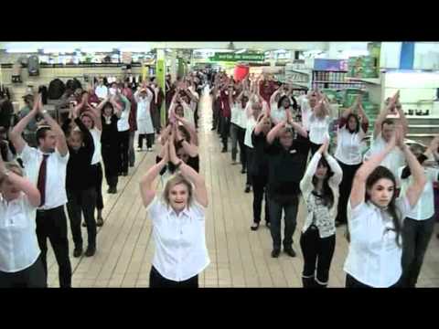 Flashmob Auchan Arras OFFICIEL