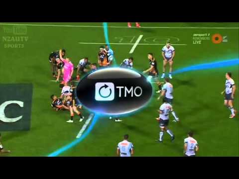 Ian Prior Dangerous Tackle on Tim Nanai-Williams - Red Card