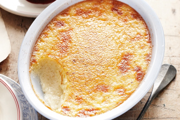 Baked nutmeg custard