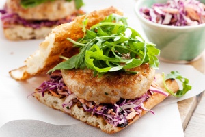 Grilled chicken burger with red cabbage coleslaw