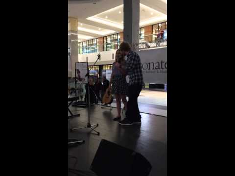 Ed surprises fan singing his song at the Mall