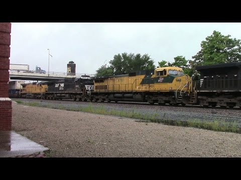 CNW 8701, a Freshly Painted Caboose and a Broken Knuckle