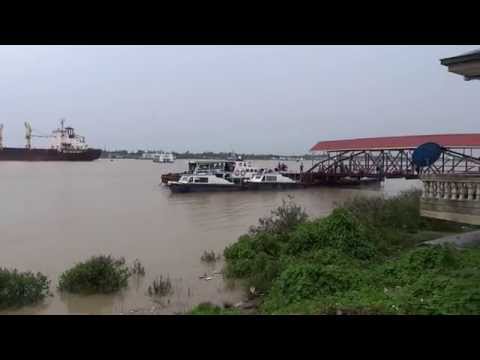 แม่น้ำย่างกุ้ง Yangon river