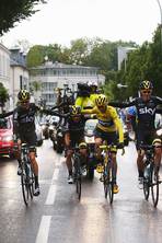 Froome wins second Tour de France after triumphant ride into Paris with Team Sky