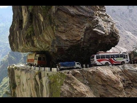 Worlds most dangerous road , shimla to manali , himachalpradesh , India