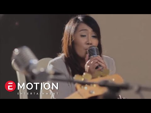 Cassandra Band - Cinta Terbaik (Official Video)