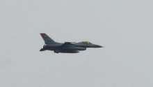 [Egyptian air force ‐ F16 fighter, archive picture from 2011. Credit: Sherif 9282 via Wikimedia Commons]