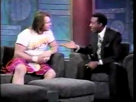 Roddy Piper on the Arsenio Hall Show (11-14-1989)