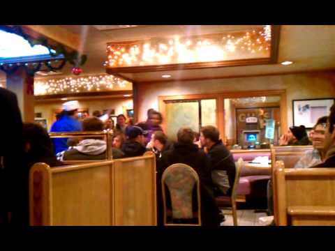 Girls Fighting at Oakland Gyros in Milwaukee WI