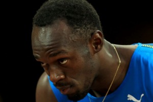 Usain Bolt will seek to shake off mediocre form to retain his 100m and 200m titles at the world championships in Beijing.