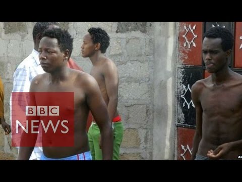 Kenya's Garissa University College stormed by gunmen - BBC News