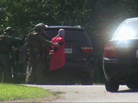 Raw: Police at Home Near Chattanooga Shooting