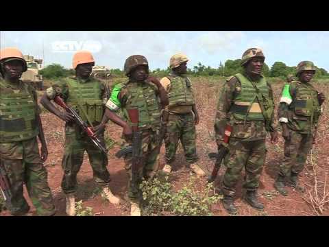 AU & Somalia Troops Battle Al Shabaab