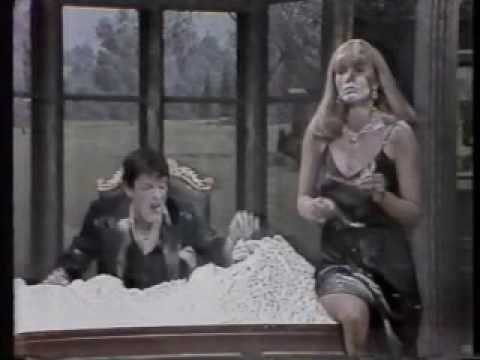 Scarface Parody Raul Julia Penny Marshall Buck Henry The New Show