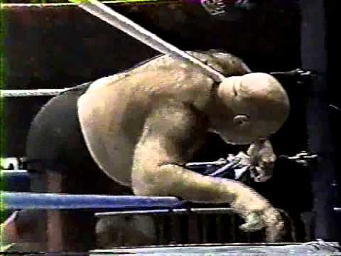 One Man Gang vs George the Animal Steele