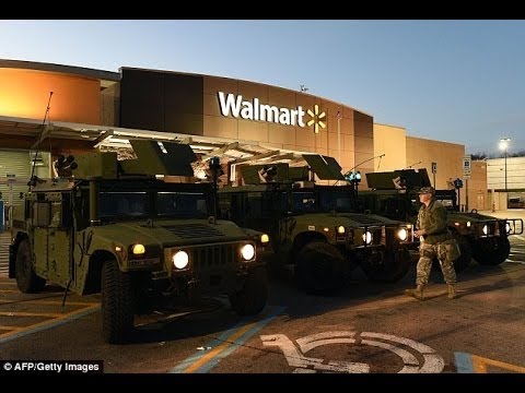 INSIDE Closed Wal Mart NEW 7/30/2015.  JADE HELM 2015 Livingston, Tx WalMart Closing