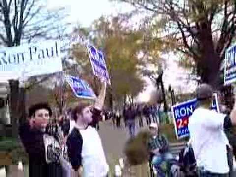 Ron Paul support at Rudy Giuliani event in Marietta, Georgia