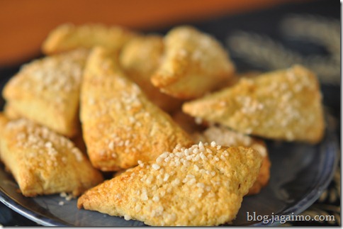 A closer look, orange scones